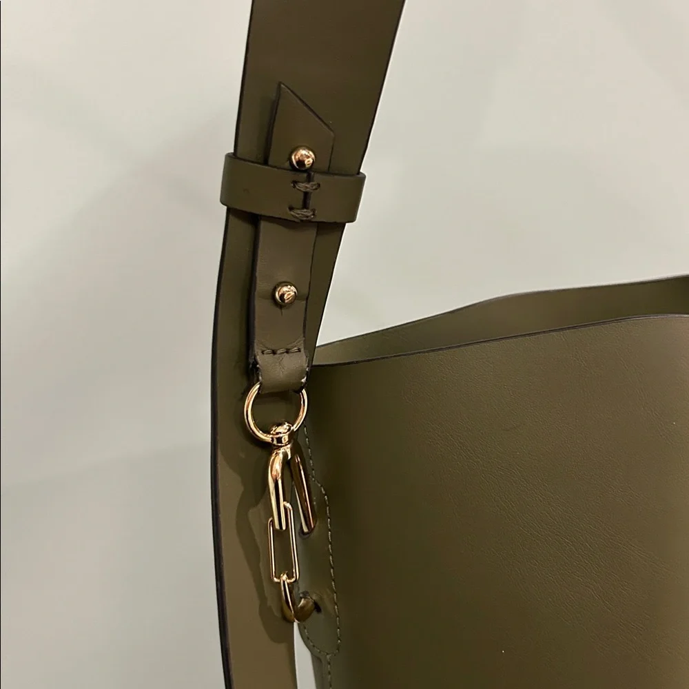 ✨BNWT - ZAC Zac Posen Handbags - Moss Belay Hobo Bag✨